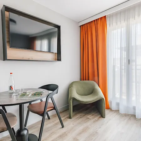 Aparthotel Appart'city Collection Gare De Lyon 4*